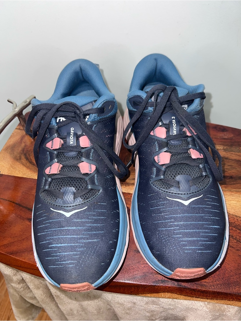 HOKA One One Gaviota 3 Ombre Blue Rosette Stability Running Shoes Women’s US 9B - Picture 4 of 12